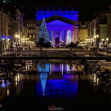 La Boutique Del Vento - Esclusivo In Pieno Centro Appartement Triëst Buitenkant foto