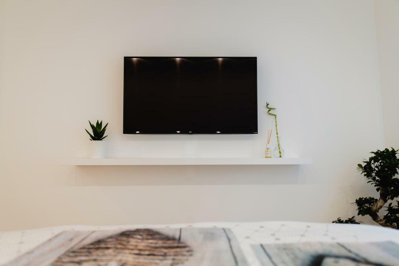 La Boutique Del Vento - Esclusivo In Pieno Centro Appartement Triëst Buitenkant foto